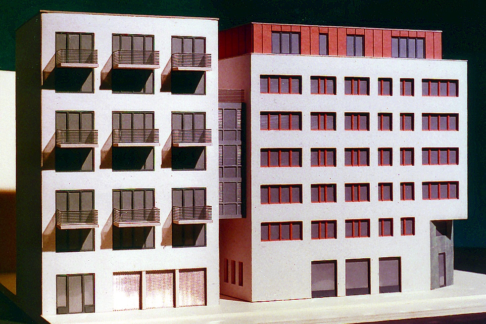 Wohn- und Geschäftshaus Stargarder Straße 56, Berlin-Prenzlauer Berg